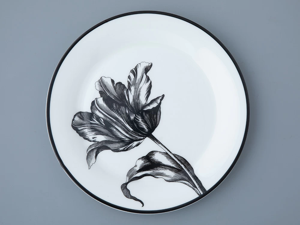 Тарелка плоская 220 мм, форма Юлиана, рисунок Сысоев. Волшебный сад V, арт. 80.44104.00.1