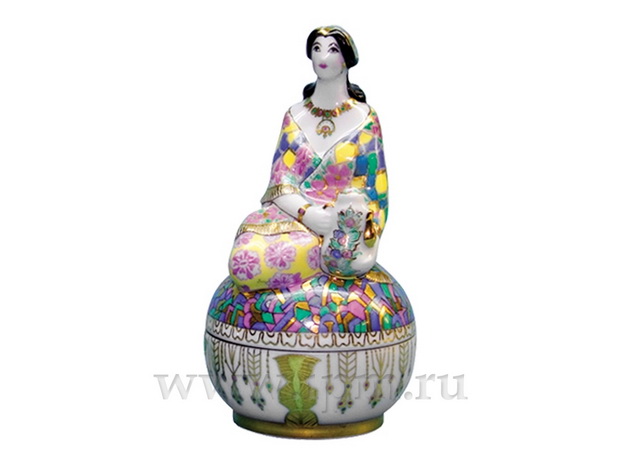 Туалетная коробочка Дама в яркой шали арт. 80.05003.00.1