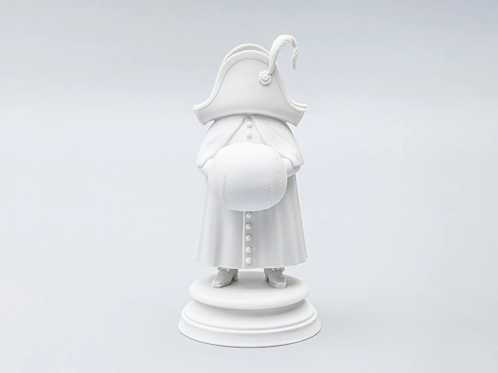 Скульптура Третий гость Белый арт. 82.64918.00.1